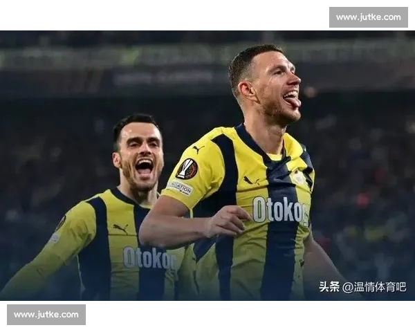 罗马诺：费内巴切接近租借杜兰，穆里尼奥钦点锋线新援