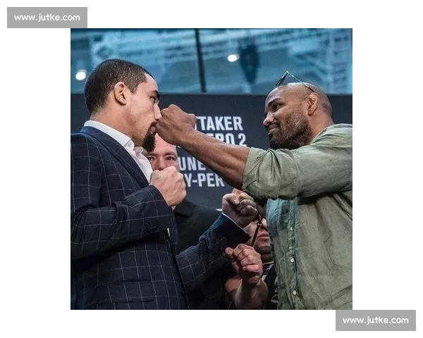 UFC罗梅罗对决蜘蛛巅峰对抗技术力量终极较量回顾经典战解析